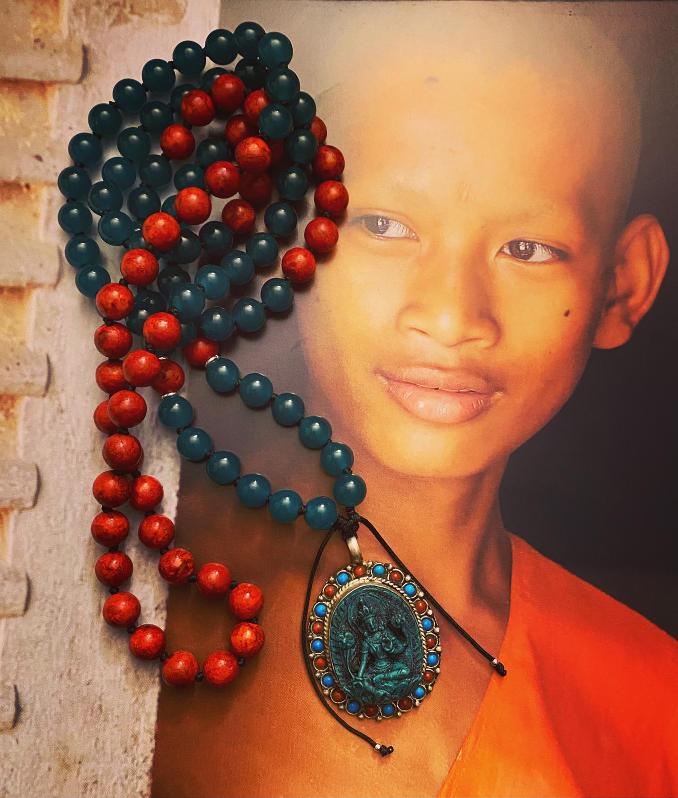 Sabato 12/04/25 ore 14:00 Crea il tuo Japa Mala tibetano