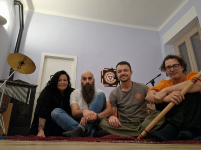 Venerdì 23/02/24 Serata Kirtan coi Nirvana Mantra