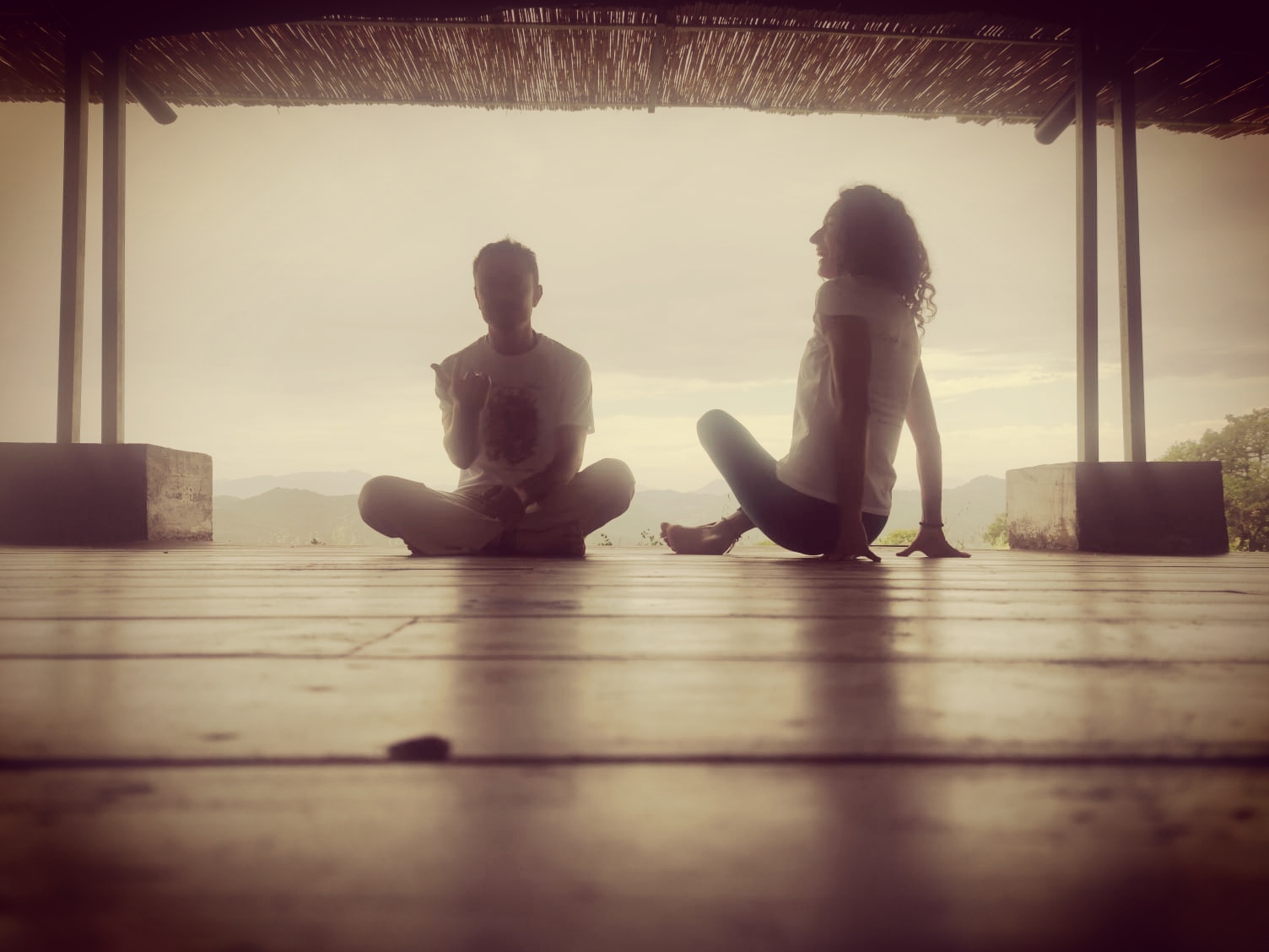 Yin Yoga con Handpan live -sabato 15/10 ore 10:30-